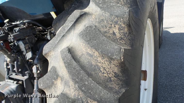 image for item DF4357 1998 New Holland 8260 MFWD tractor