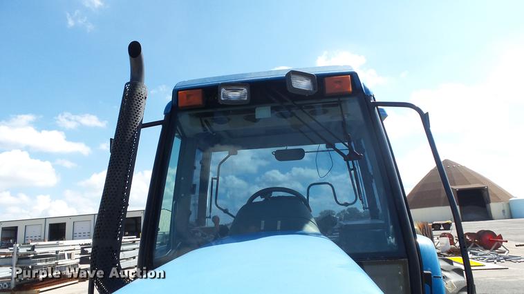 image for item DF4357 1998 New Holland 8260 MFWD tractor
