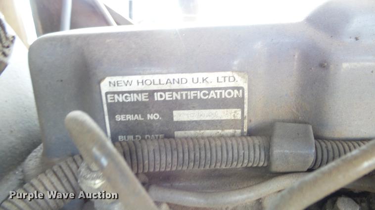 image for item DF4357 1998 New Holland 8260 MFWD tractor
