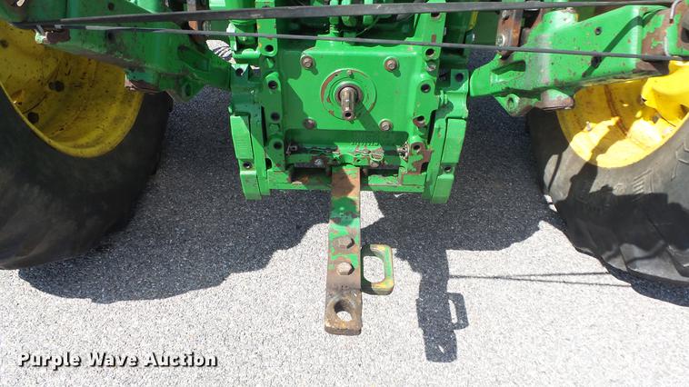image for item DF4358 1999 John Deere 7210 MFWD tractor