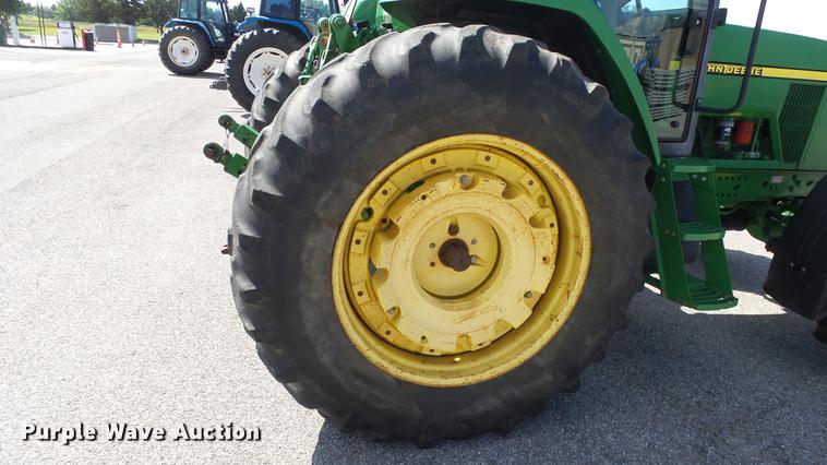 image for item DF4358 1999 John Deere 7210 MFWD tractor