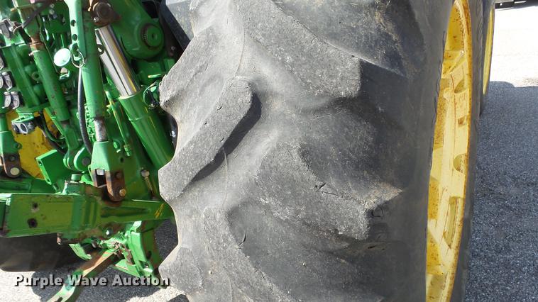 image for item DF4358 1999 John Deere 7210 MFWD tractor
