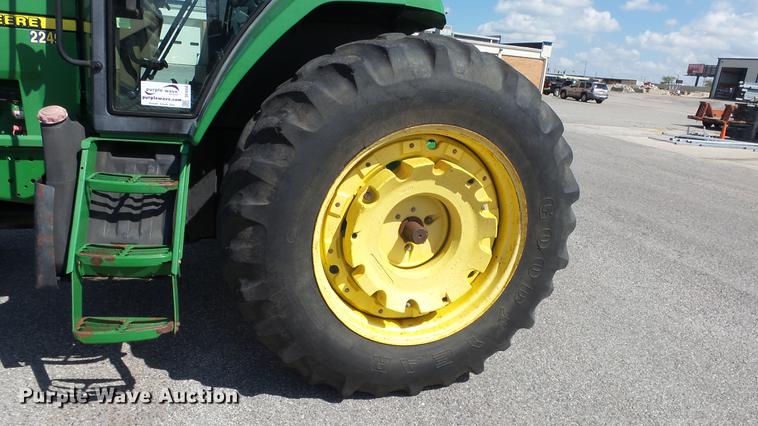 image for item DF4358 1999 John Deere 7210 MFWD tractor