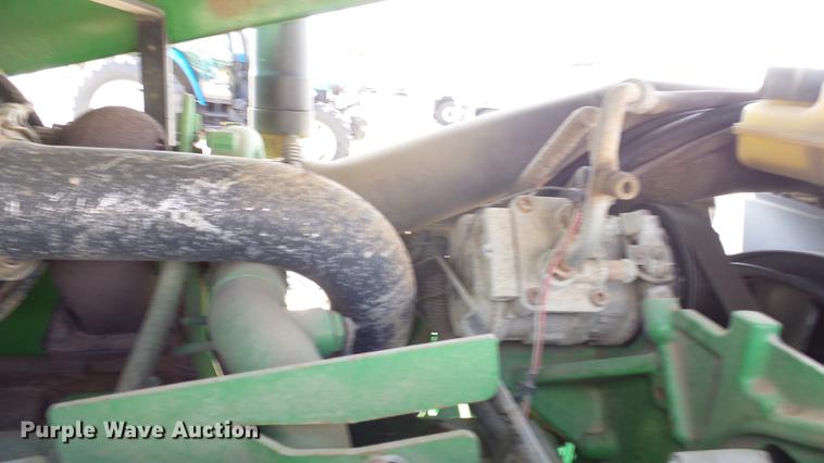 image for item DF4358 1999 John Deere 7210 MFWD tractor