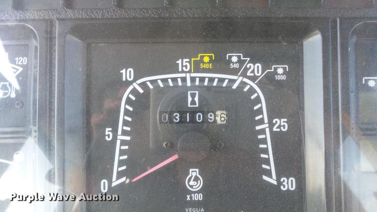 image for item DF4359 New Holland 8260 MFWD tractor