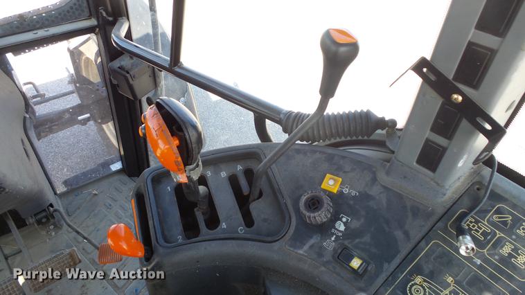 image for item DF4359 New Holland 8260 MFWD tractor