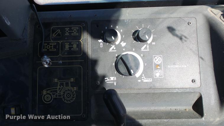 image for item DF4359 New Holland 8260 MFWD tractor