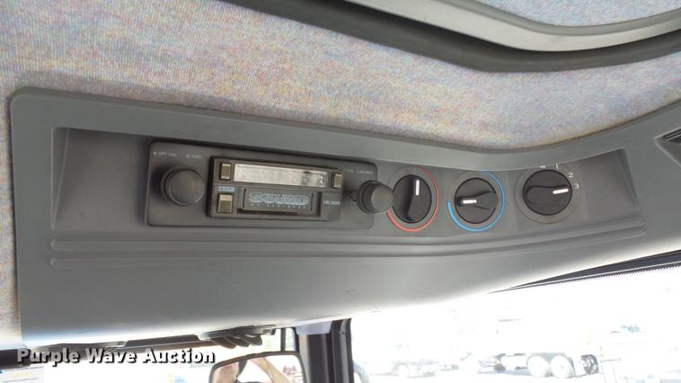 image for item DF4359 New Holland 8260 MFWD tractor