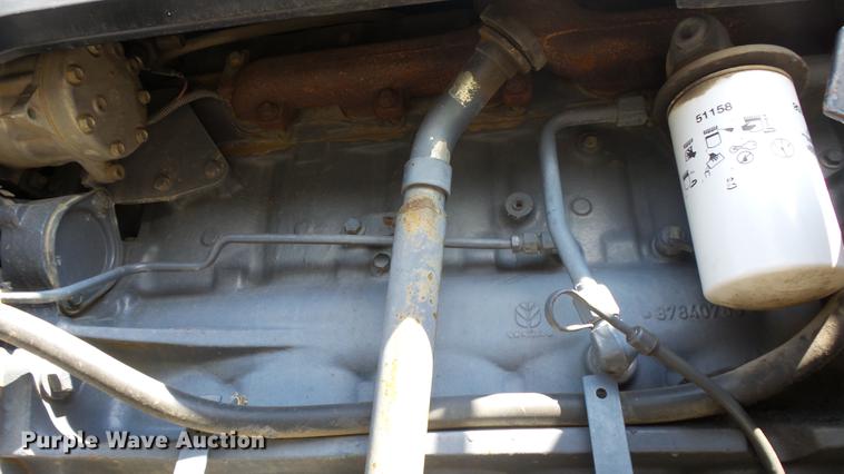 image for item DF4359 New Holland 8260 MFWD tractor