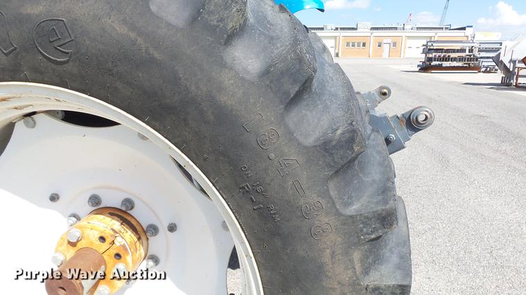 image for item DF4359 New Holland 8260 MFWD tractor