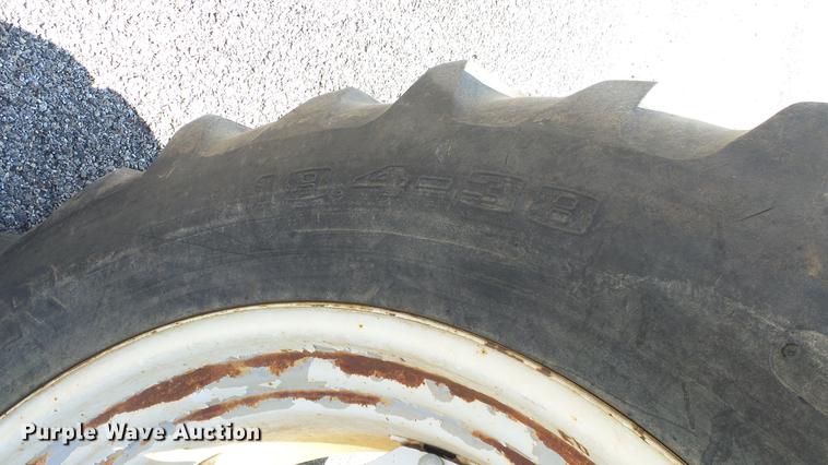 image for item DF4359 New Holland 8260 MFWD tractor