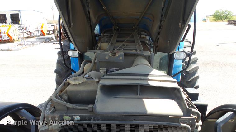 image for item DF4359 New Holland 8260 MFWD tractor