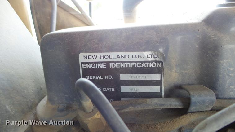 image for item DF4359 New Holland 8260 MFWD tractor