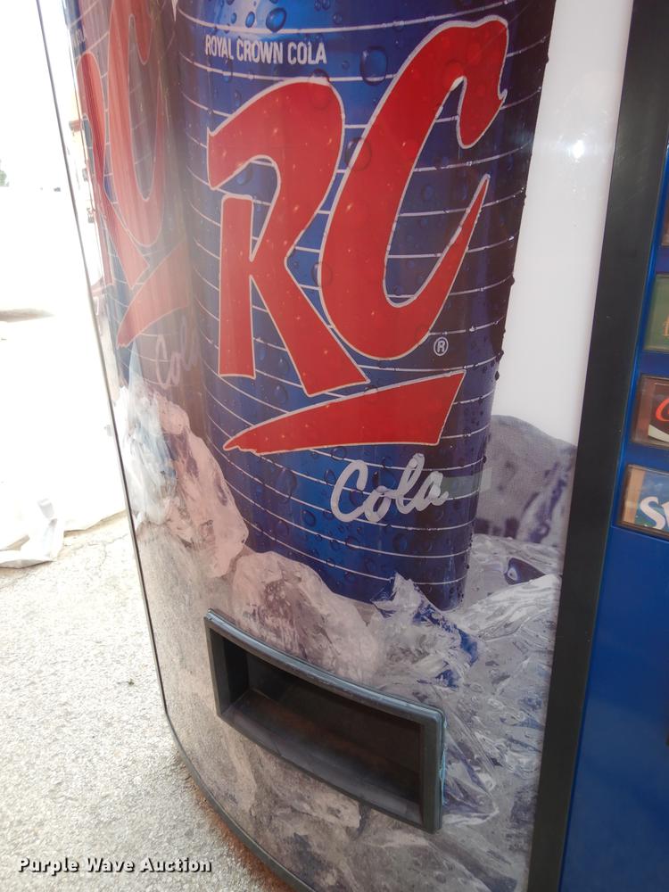 image for item EM9686 RC Cola vending machine