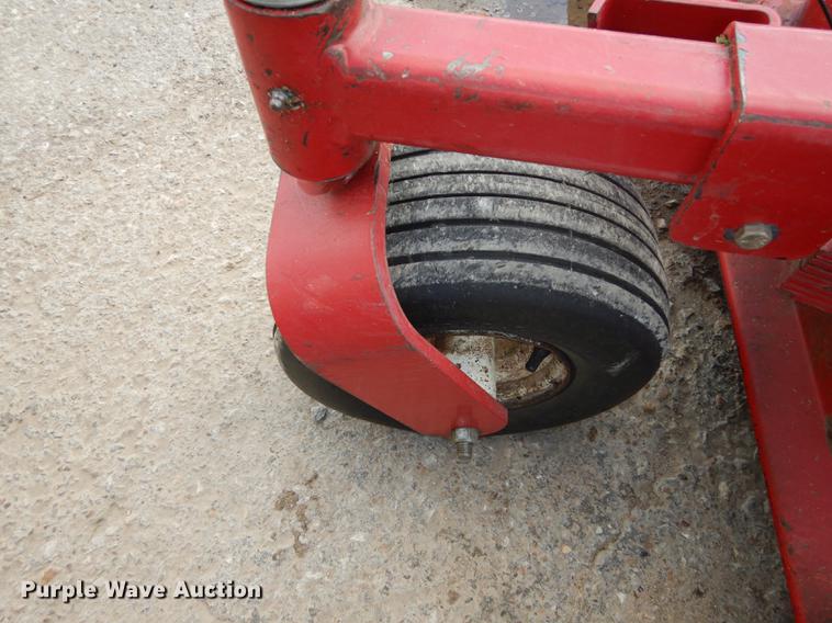 image for item EM9702 Lawn and garden equipment