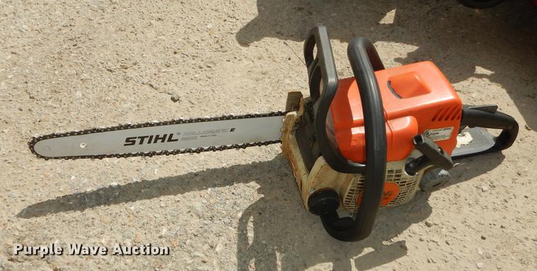 image for item EM9702 Lawn and garden equipment