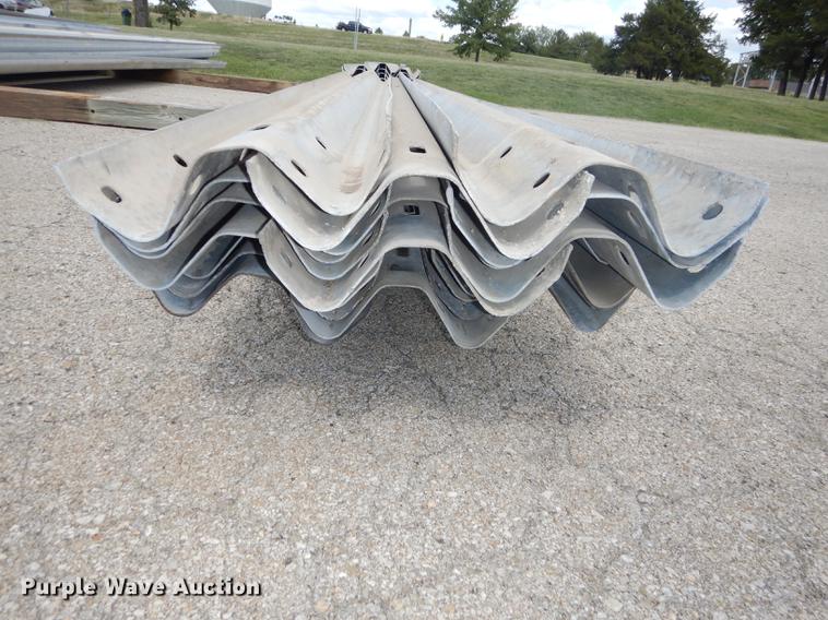 image for item EM9741 (20) guard rails