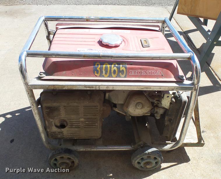 image for item ES9476 Honda EM5000S generator