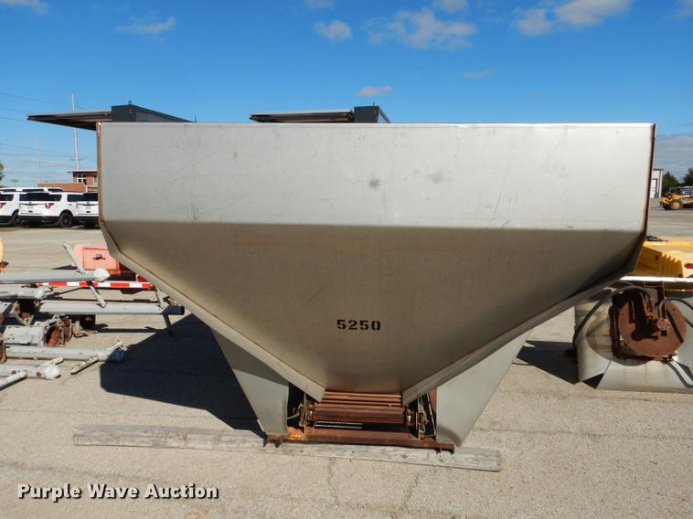 image for item FC9342 Flink V-box stainless steel spreader