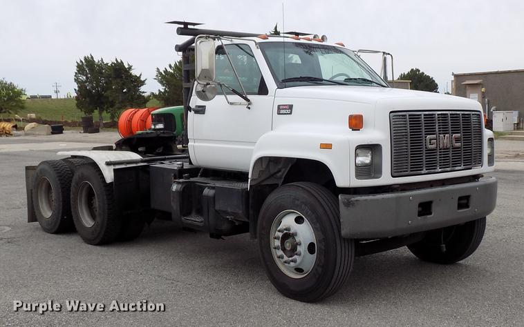 image for item FQ9007 2002 GMC C8500 semi truck