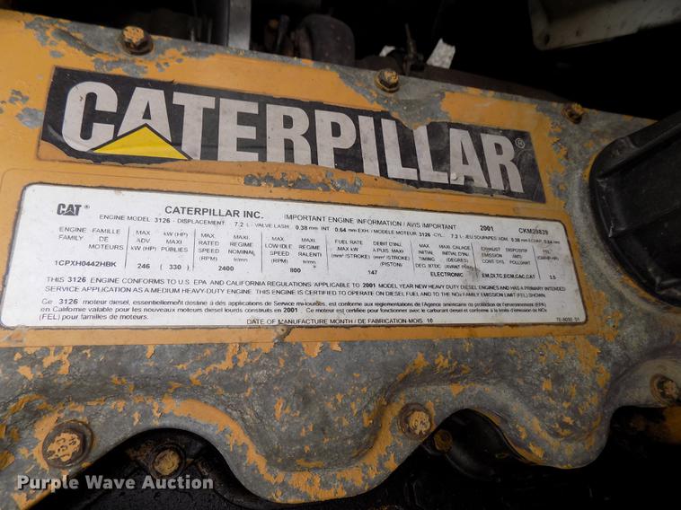 image for item FQ9007 2002 GMC C8500 semi truck