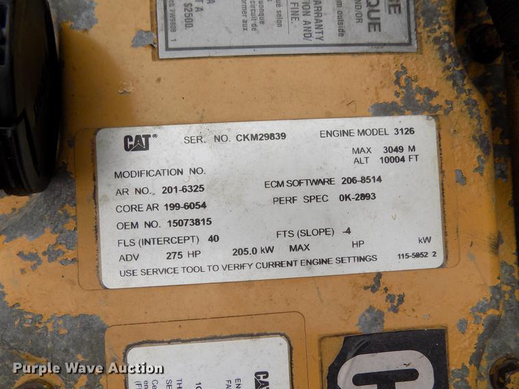 image for item FQ9007 2002 GMC C8500 semi truck