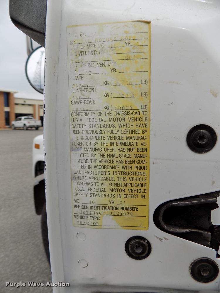 image for item FQ9007 2002 GMC C8500 semi truck