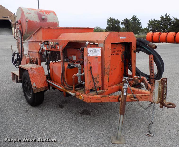image for item FQ9008 Airplaco HJ63CR concrete mixer/pump