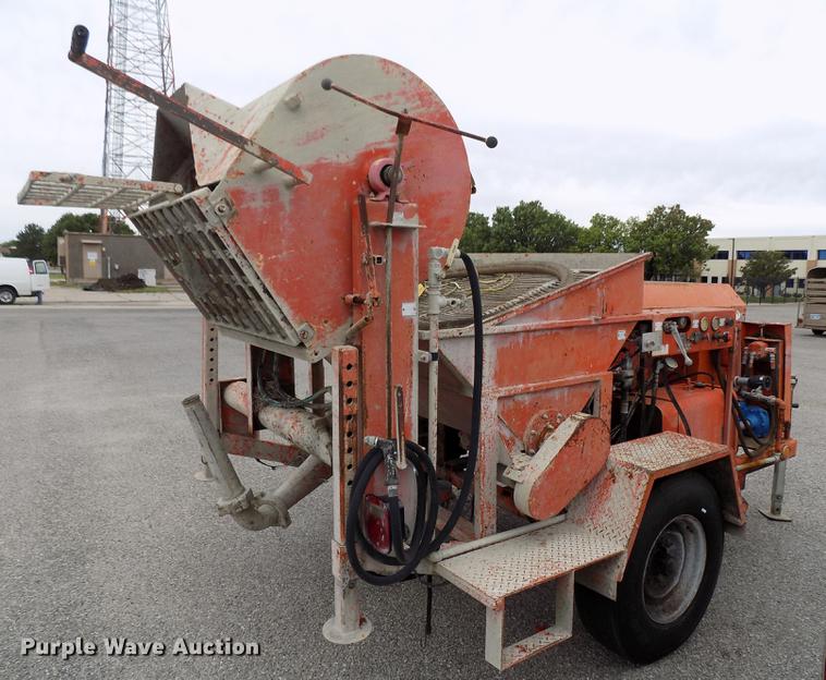 image for item FQ9008 Airplaco HJ63CR concrete mixer/pump