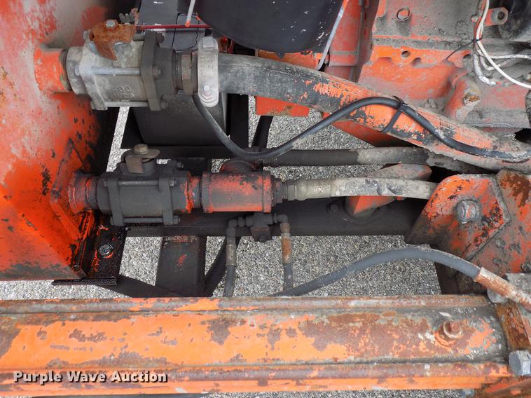 image for item FQ9008 Airplaco HJ63CR concrete mixer/pump