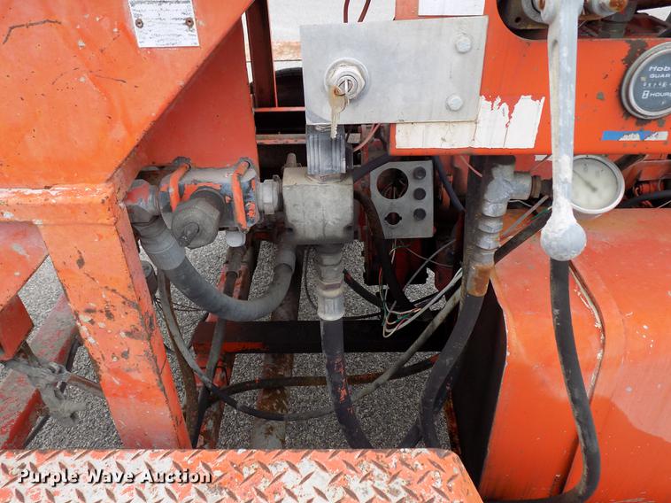 image for item FQ9008 Airplaco HJ63CR concrete mixer/pump