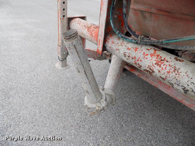 image for item FQ9008 Airplaco HJ63CR concrete mixer/pump