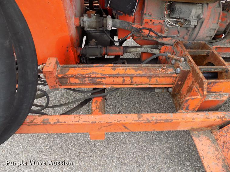 image for item FQ9008 Airplaco HJ63CR concrete mixer/pump