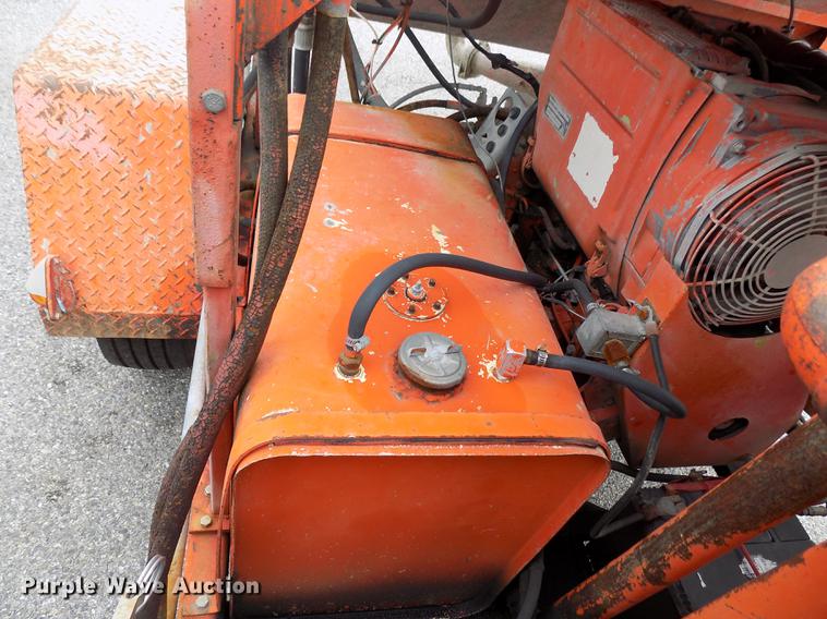 image for item FQ9008 Airplaco HJ63CR concrete mixer/pump