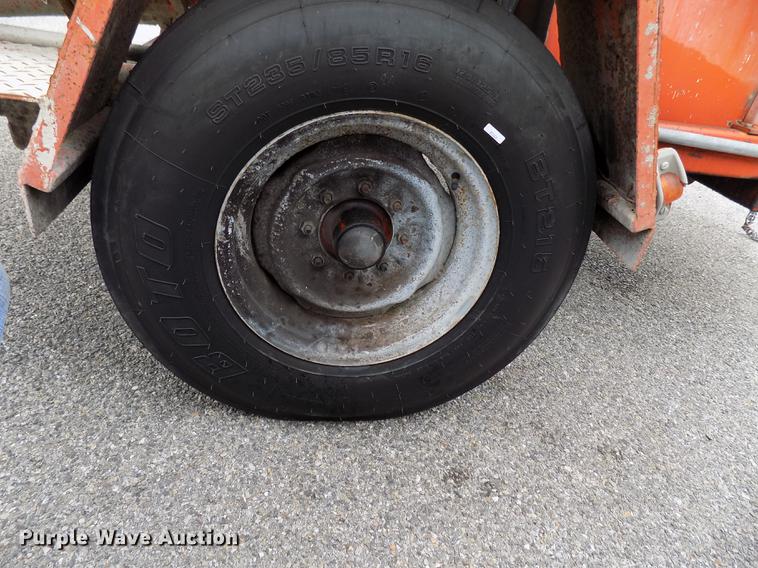 image for item FQ9008 Airplaco HJ63CR concrete mixer/pump