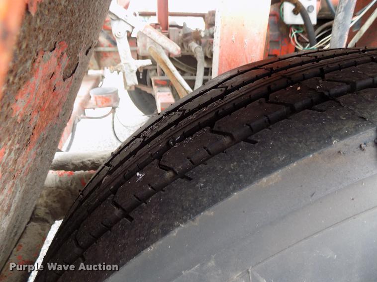 image for item FQ9008 Airplaco HJ63CR concrete mixer/pump