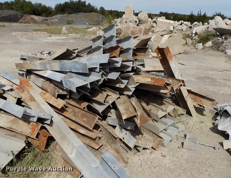 image for item FQ9012 Approximately 20 guard rails