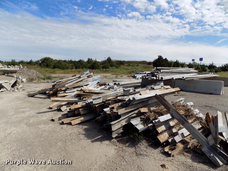 image for item FQ9012 Approximately 20 guard rails