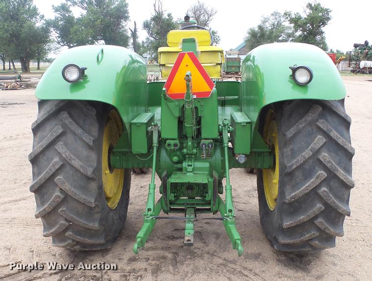 image for item AM9199 John Deere 4020 row crop tractor