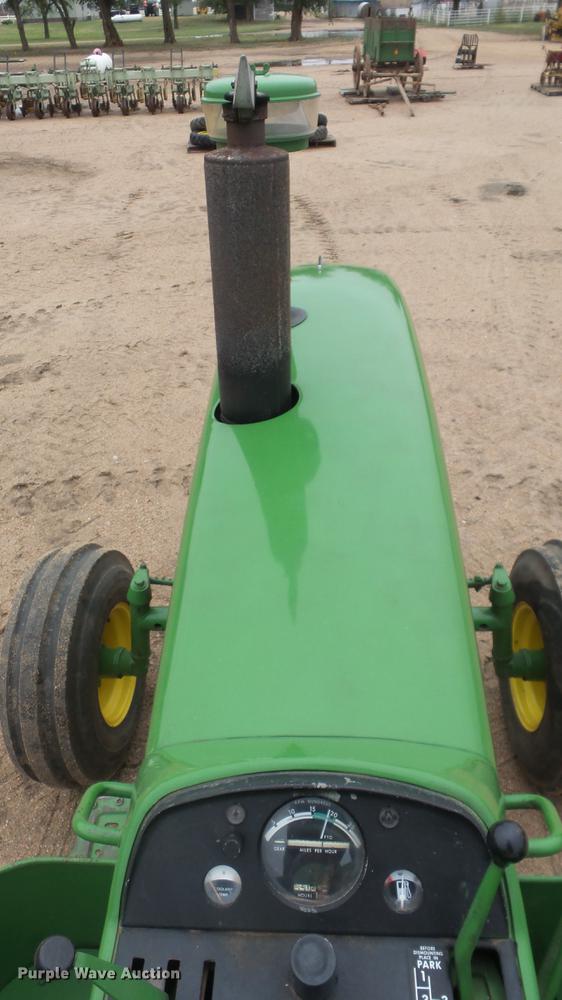 image for item AM9199 John Deere 4020 row crop tractor