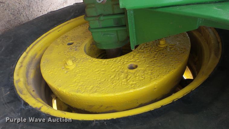 image for item AM9199 John Deere 4020 row crop tractor