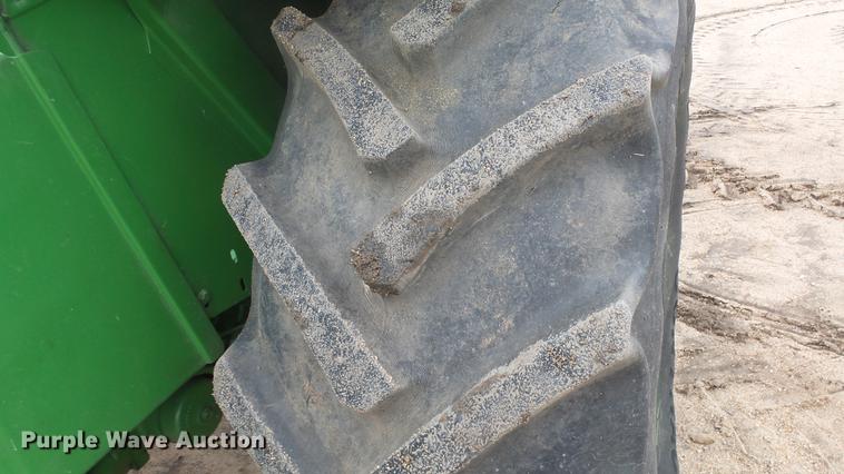image for item AM9199 John Deere 4020 row crop tractor