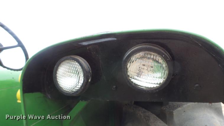 image for item AM9199 John Deere 4020 row crop tractor