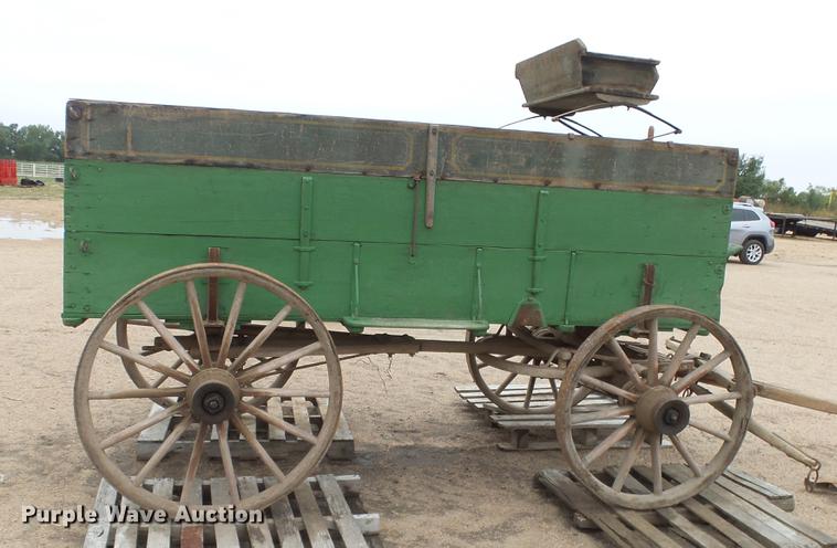 image for item AM9208 1906 Bolster wagon