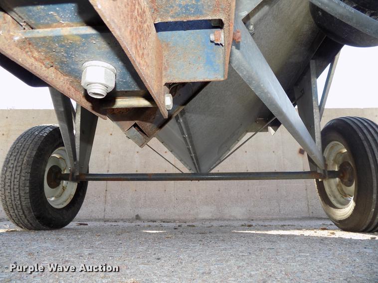 image for item DB8572 Neco 51A grain cleaning machine