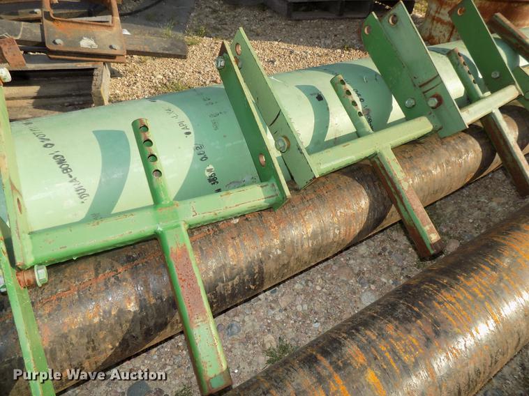 image for item DB8573 John Deere 7100 Max Emerge planter