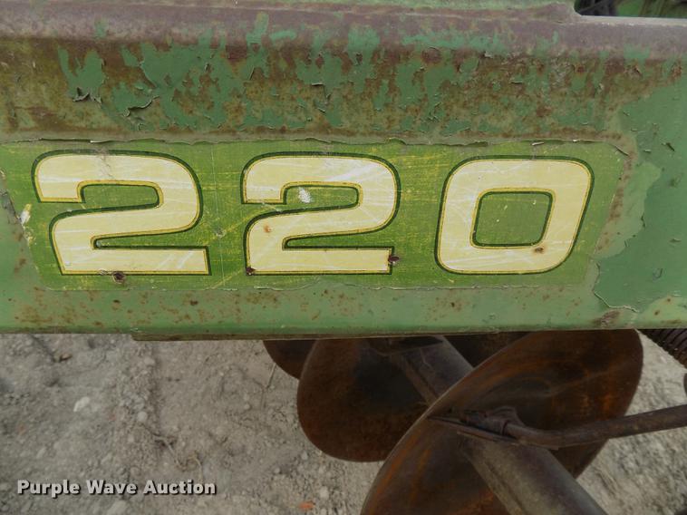image for item DB8576 John Deere 220 tandem disk
