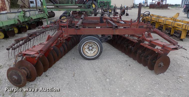 image for item DB8577 International 480 tandem disk