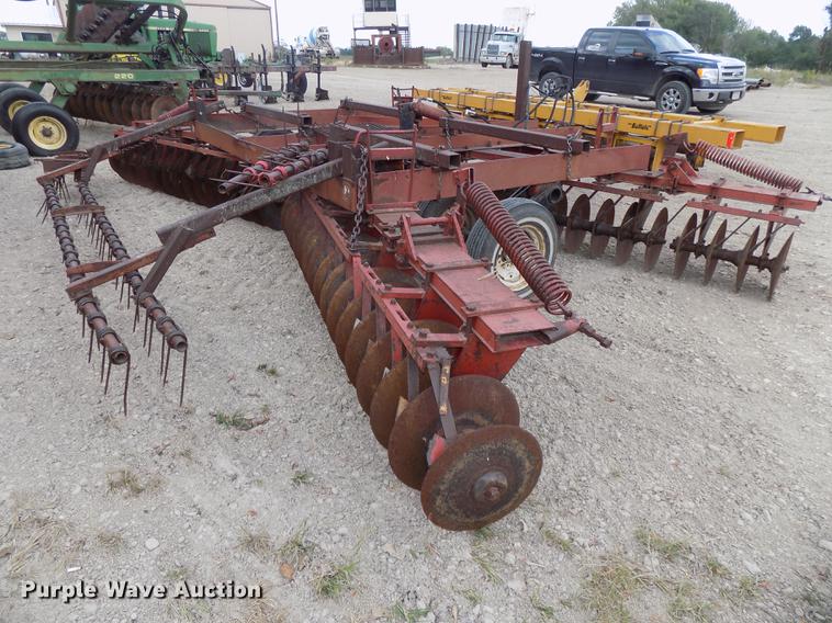 image for item DB8577 International 480 tandem disk