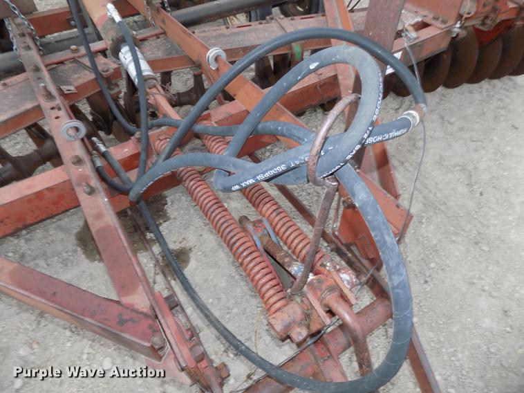 image for item DB8577 International 480 tandem disk